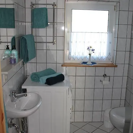 Anni * Rot an der Rot