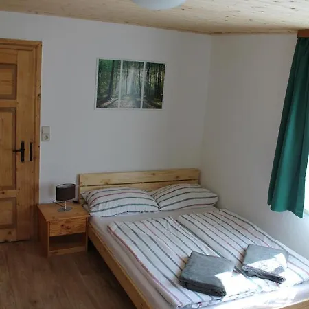 Anni * Rot an der Rot