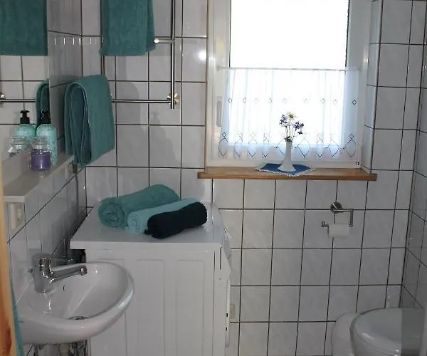 Anni * Rot an der Rot